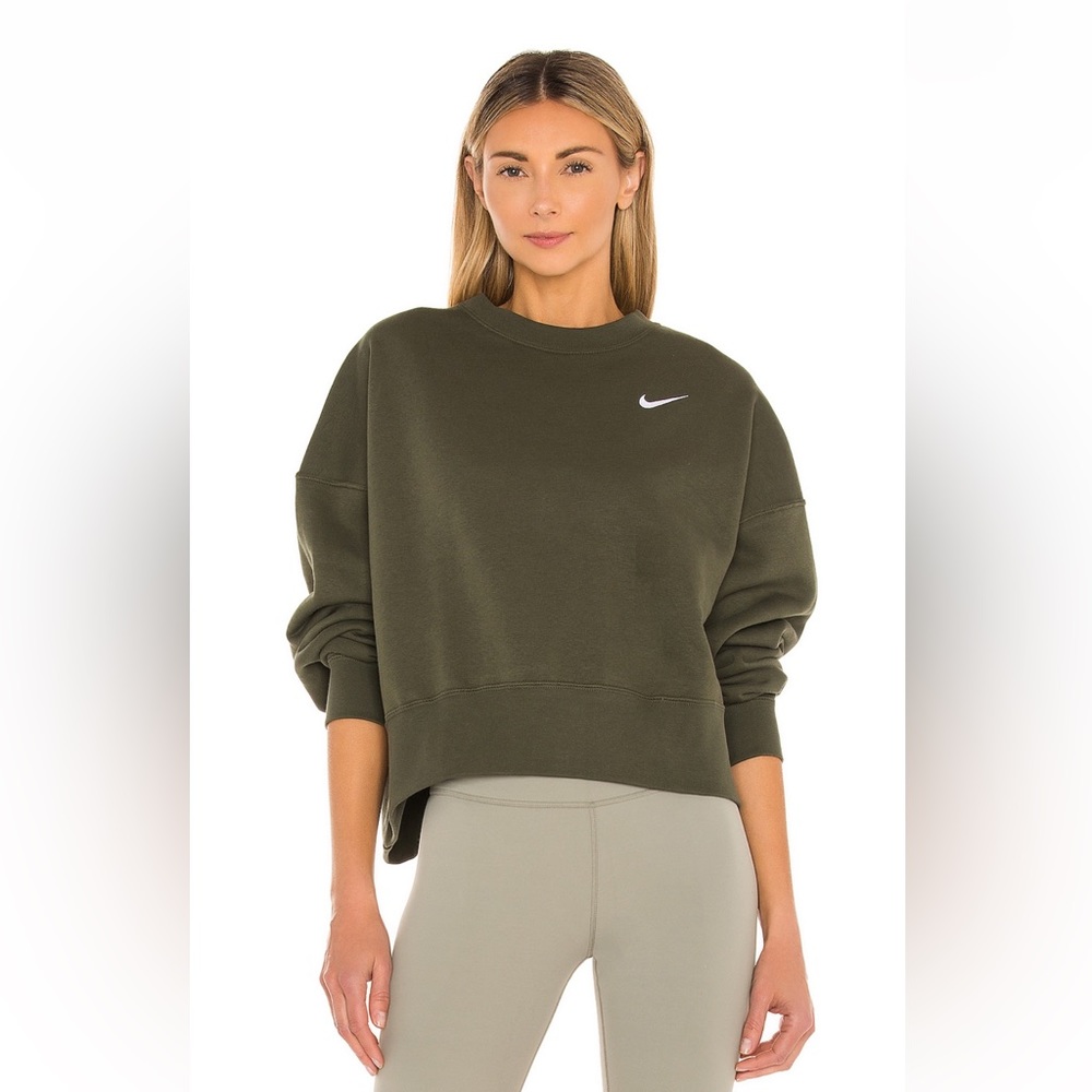 NSW Crew Fleece Sweatshirt in Cargo Khaki size Small
